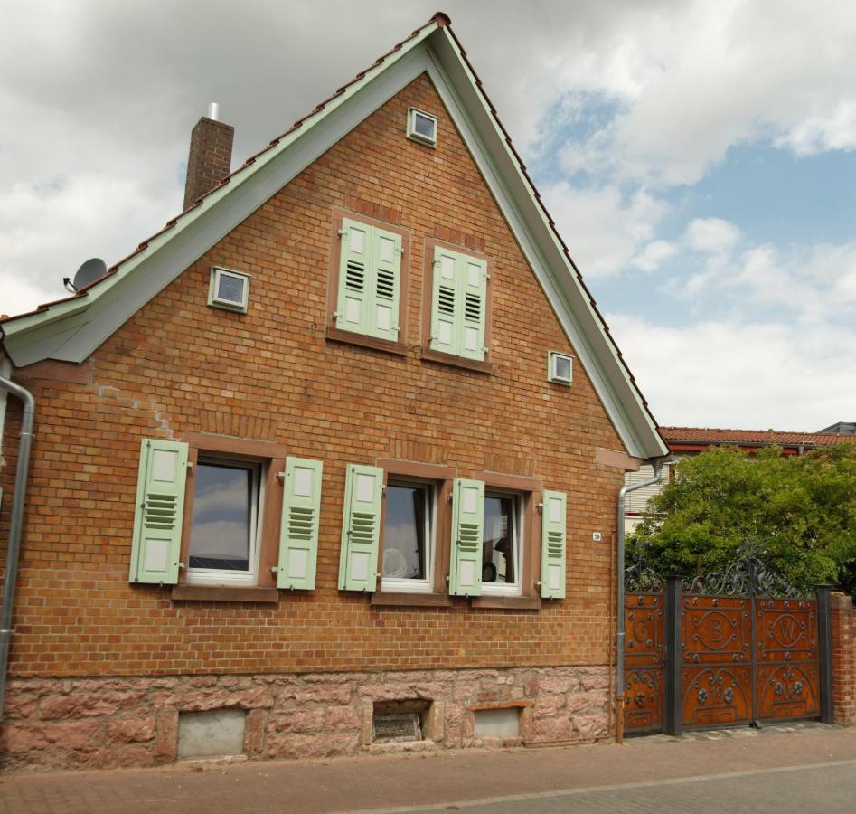 Ferienhaus Anno 1895 Schaafheim Luaran gambar
